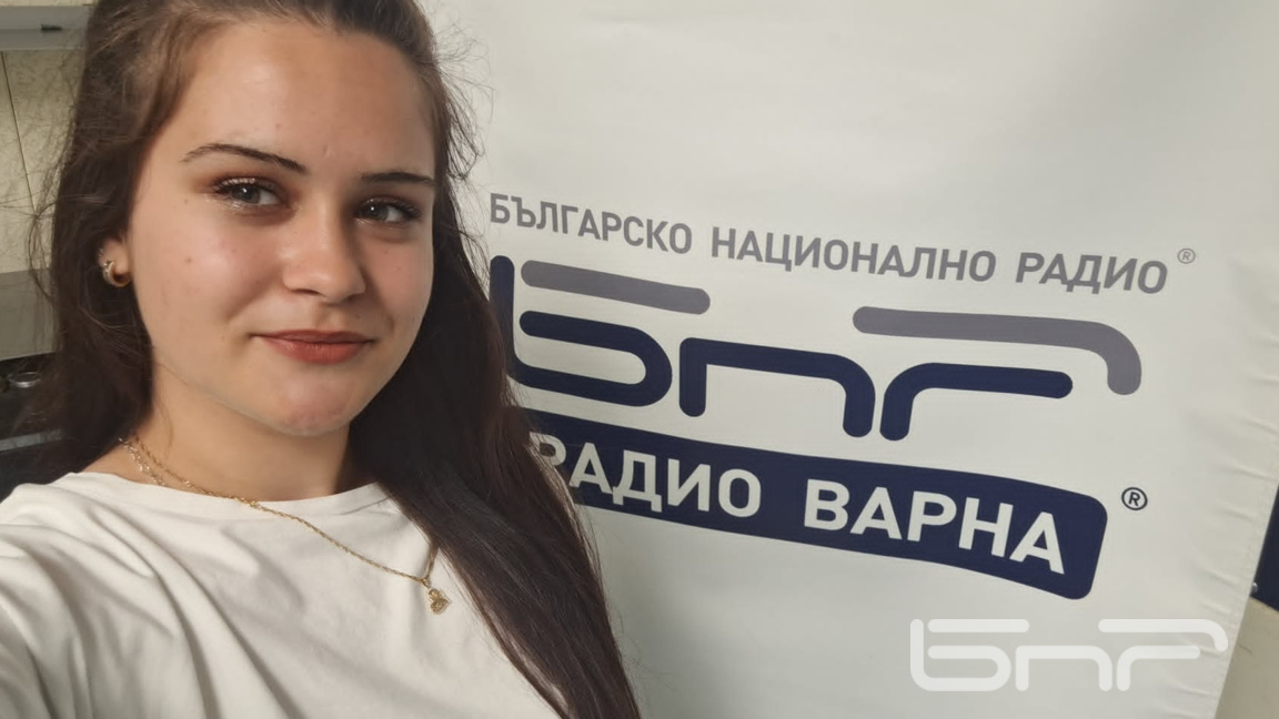 Елена Атанасова