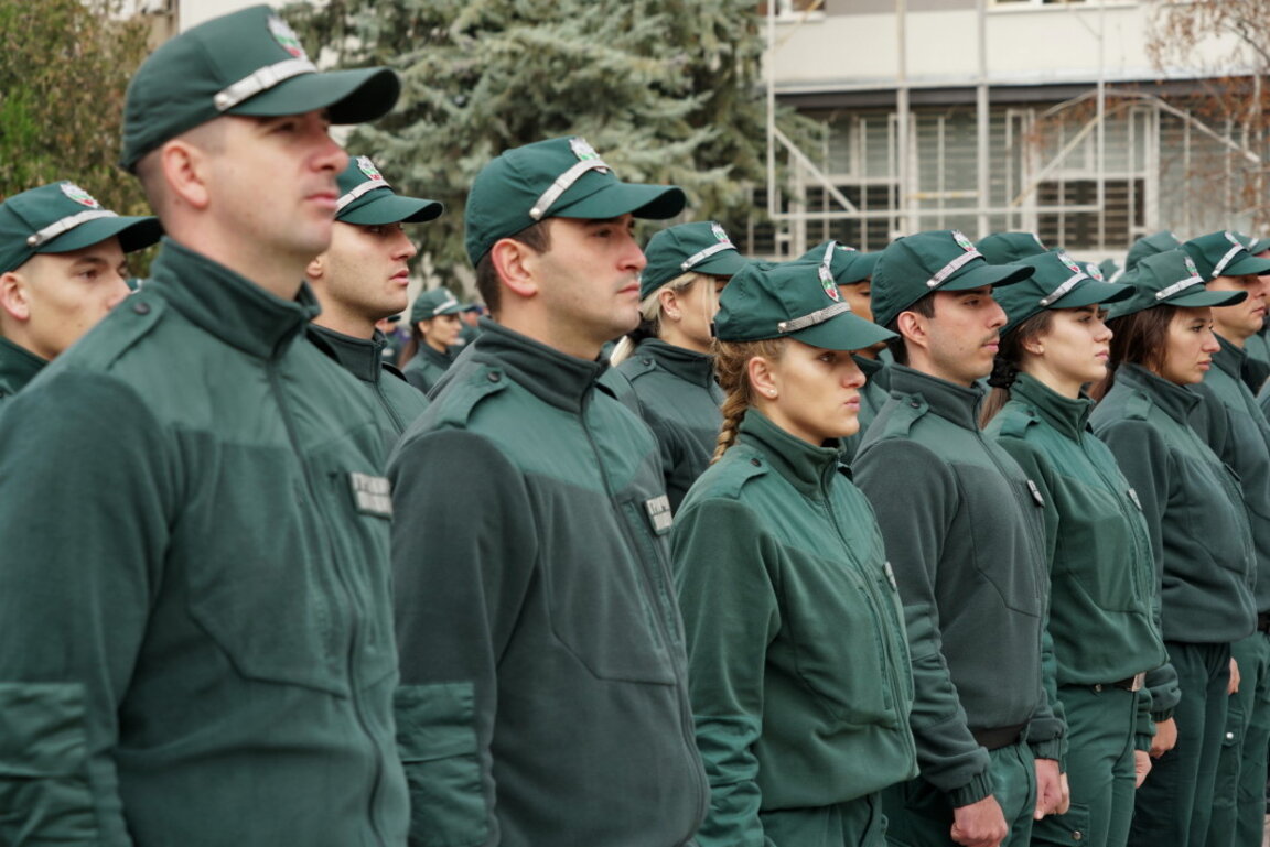 Гранични полицаи полагат клетва