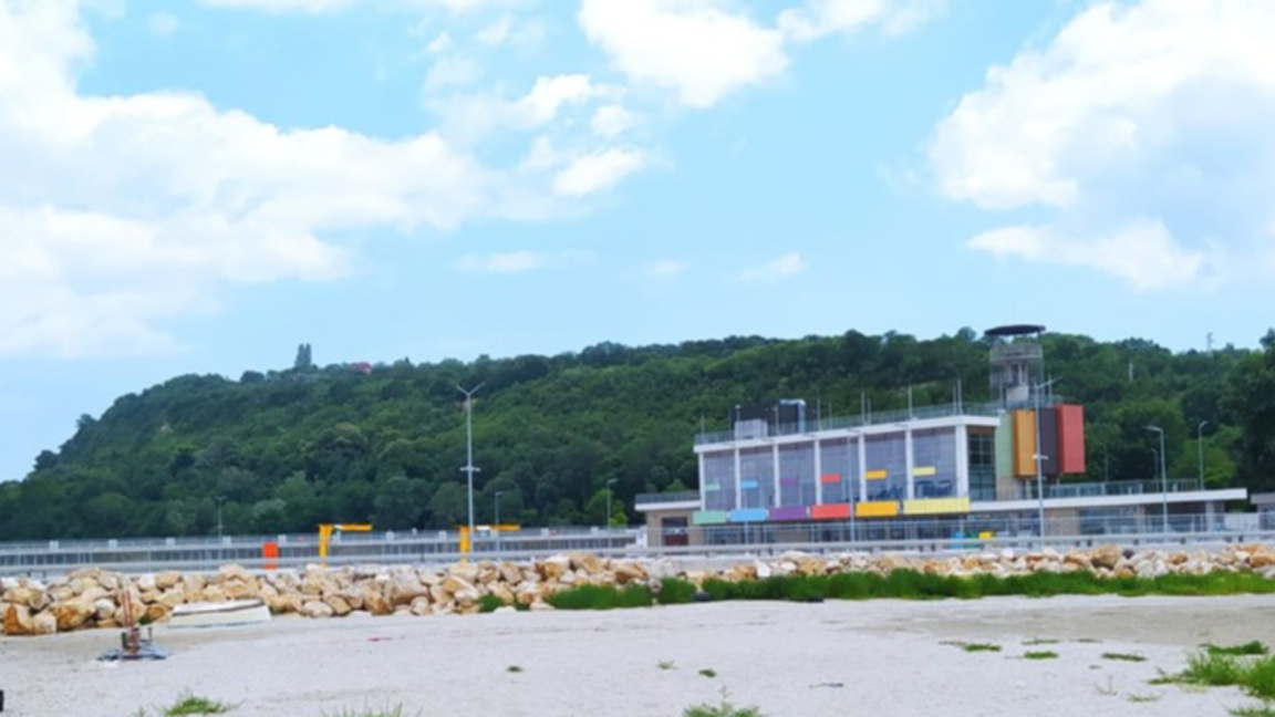 Пристанище Карантината