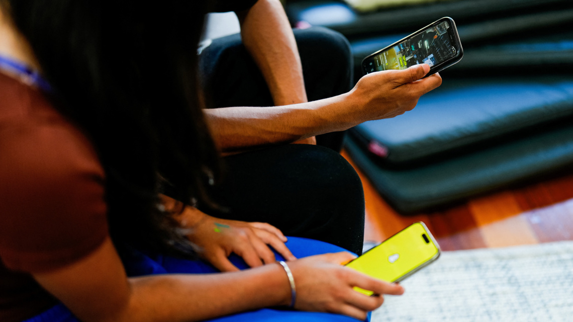 Децата в света на технологиите в центъра на дискусия в София