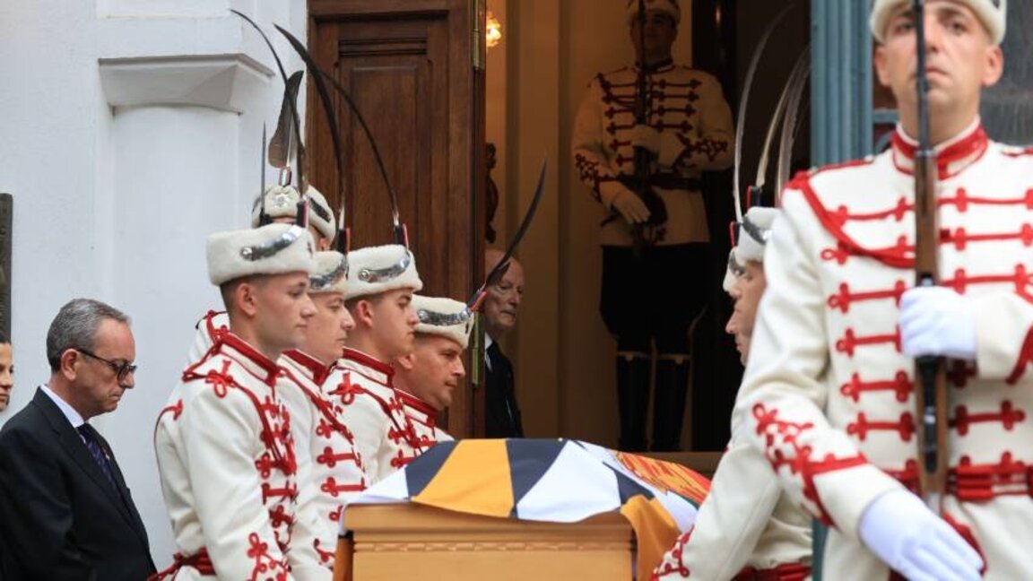Le cercueil du tsar Ferdinand est arrivé à "Vrana"