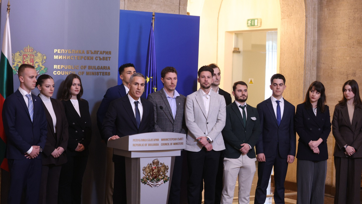 Младите хора от протестите не искат да са в листи и да стават депутати