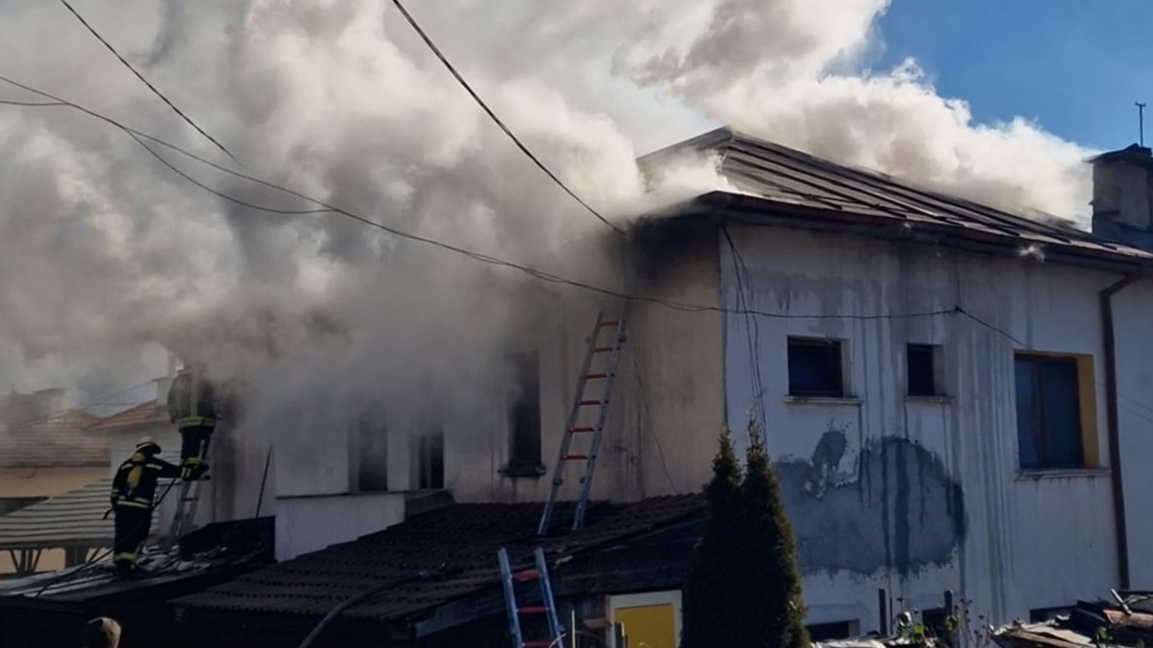 Почина мъжът, получил изгаряния при пожар в Смолян 