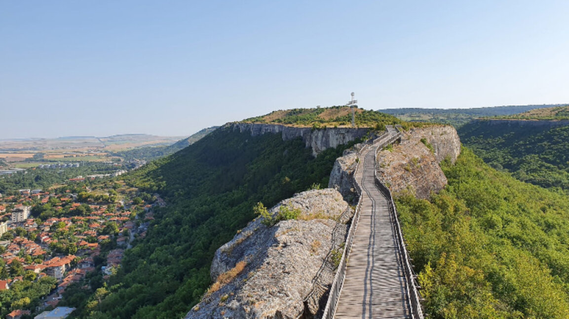 Крепостта Овеч