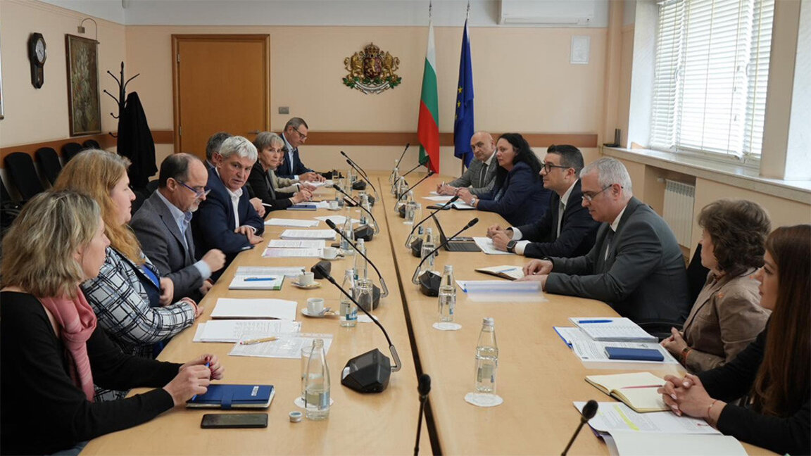 Ministri Petër Dillov: Uzinat e Inxhinierisë Mekanike - Sopot nuk do të privatizohen