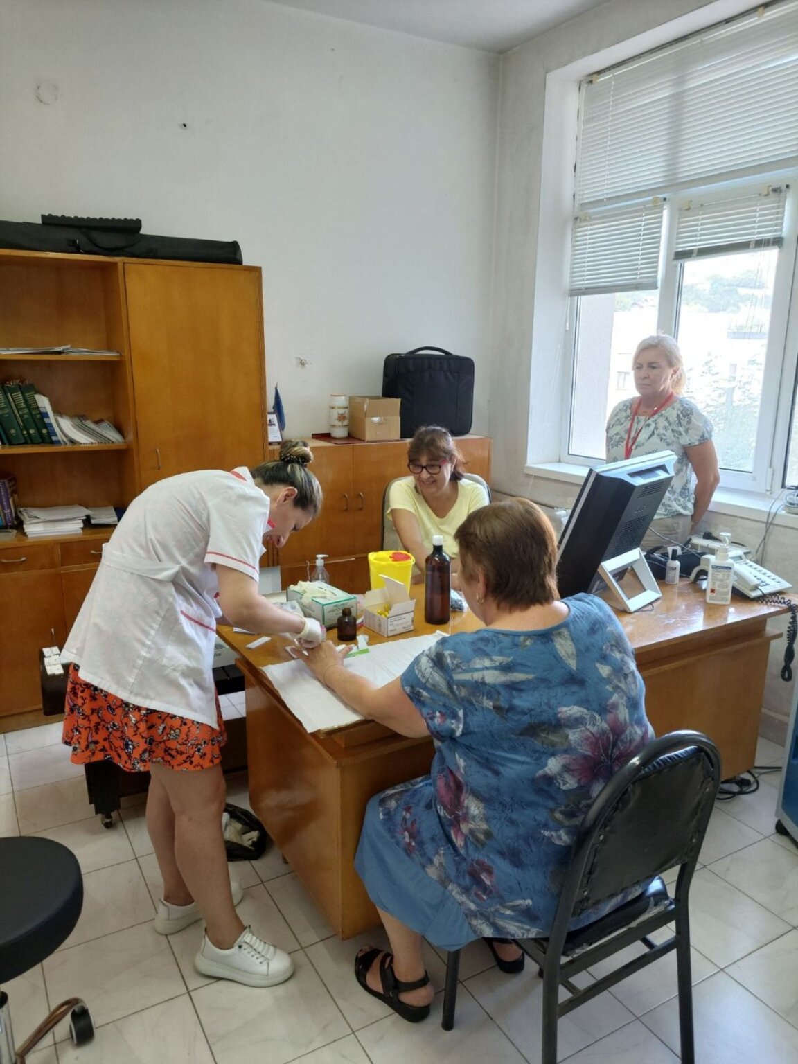 В Ардино се изследваха за хепатит В и С