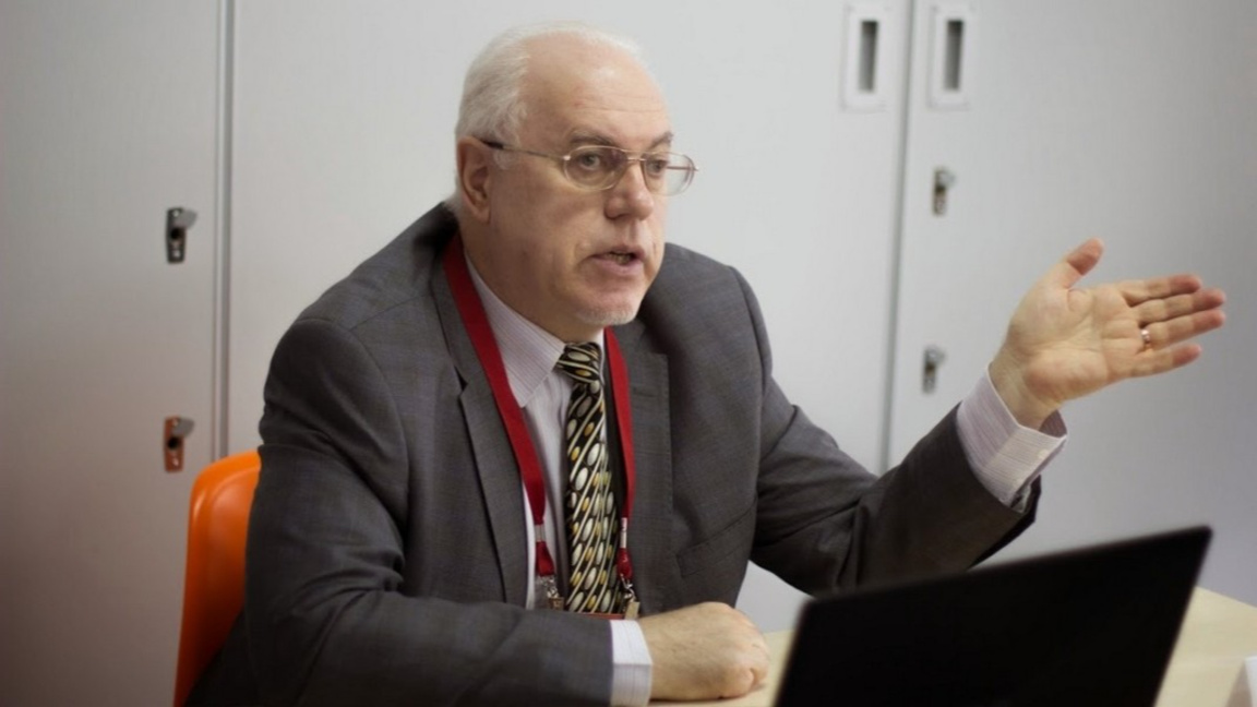 проф. Игор Липсиц