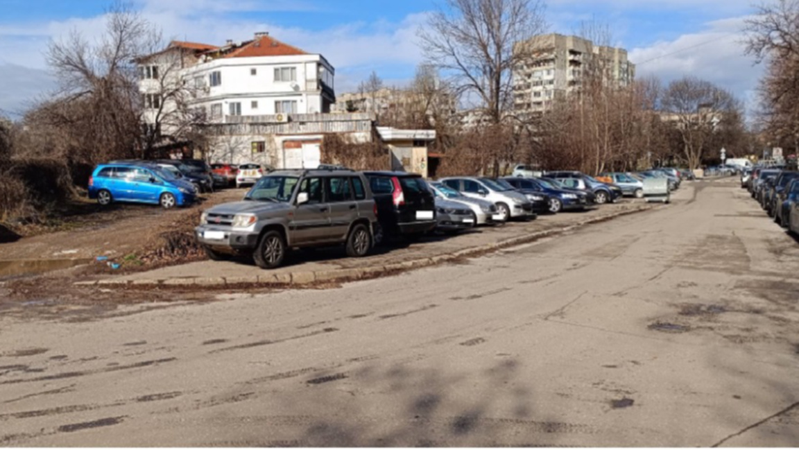 Само за 20 минути жител на "Люлин" засне над 400 неправилно паркирани коли