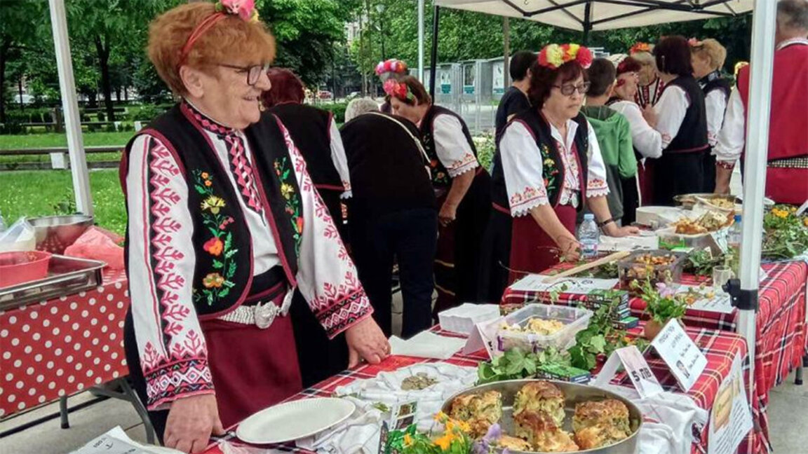 Mâncare și cărți la Festivalul Fermierilor din Sofia