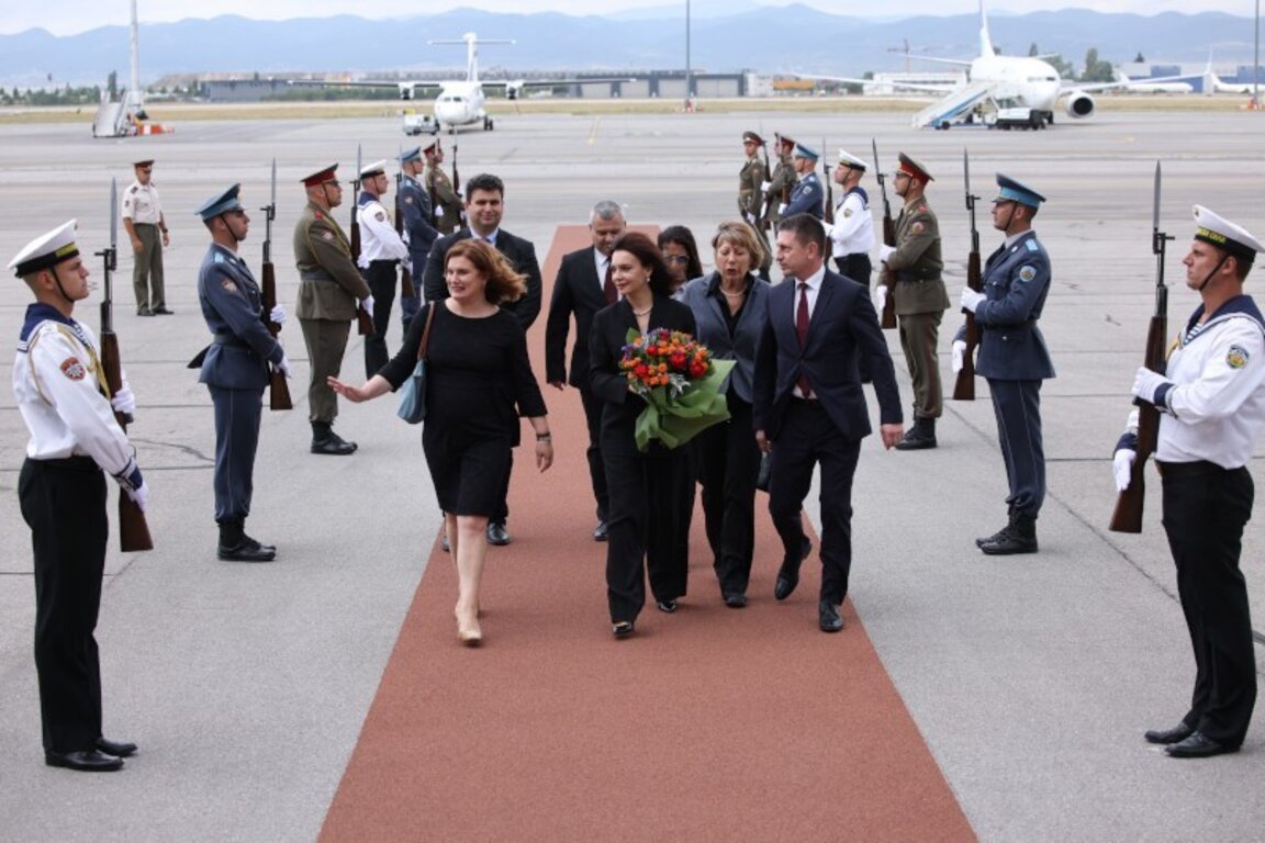 La présidente du parlement albanais est en visite en Bulgarie