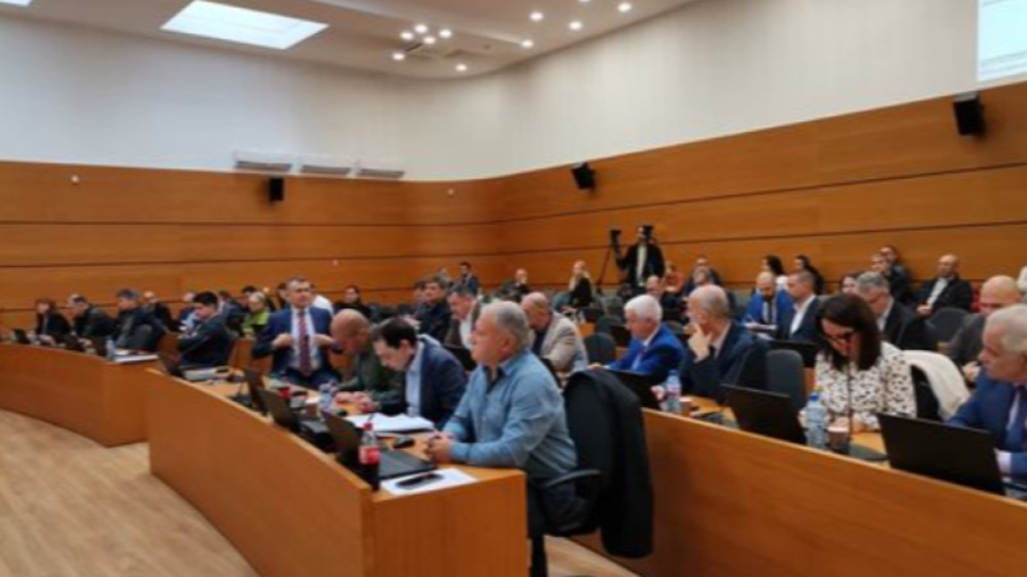 "Свободна зона - Пловдив" остава общинска засега