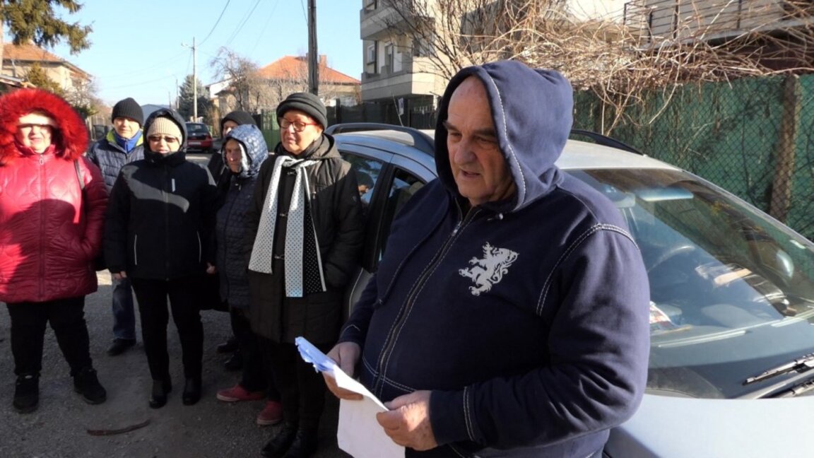 След 40 години без асфалт: Живущи на улица "Константин и Фружин" във Видин са готови на протест