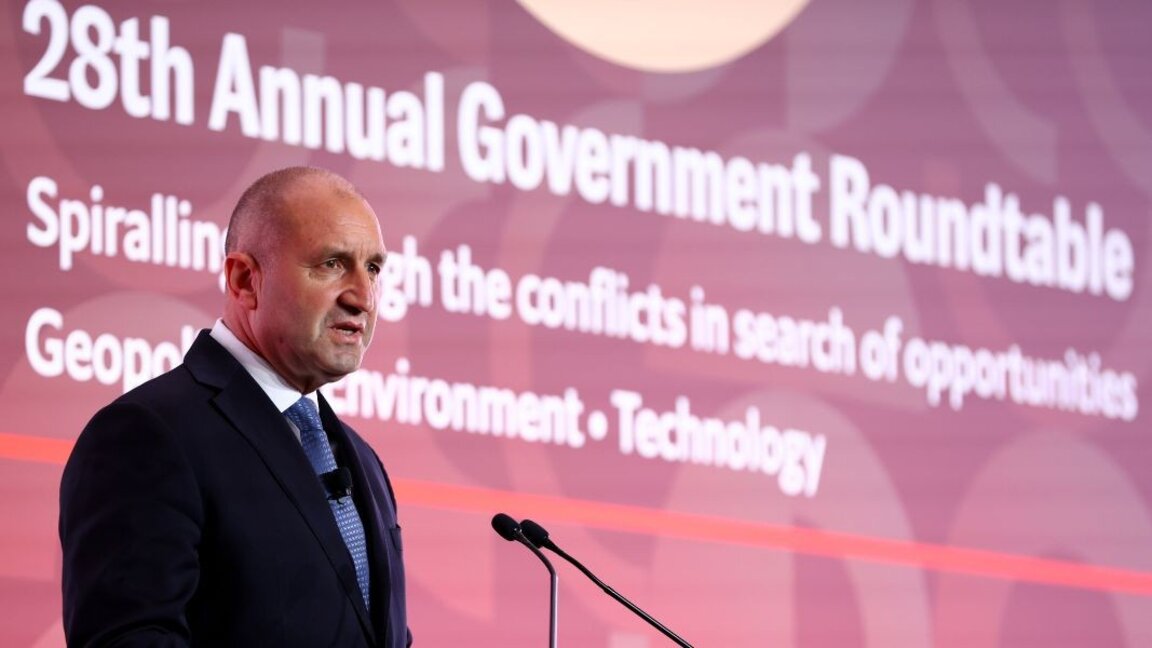 El presidente de Bulgaria insta a la OTAN a que no envíe tropas a Ucrania