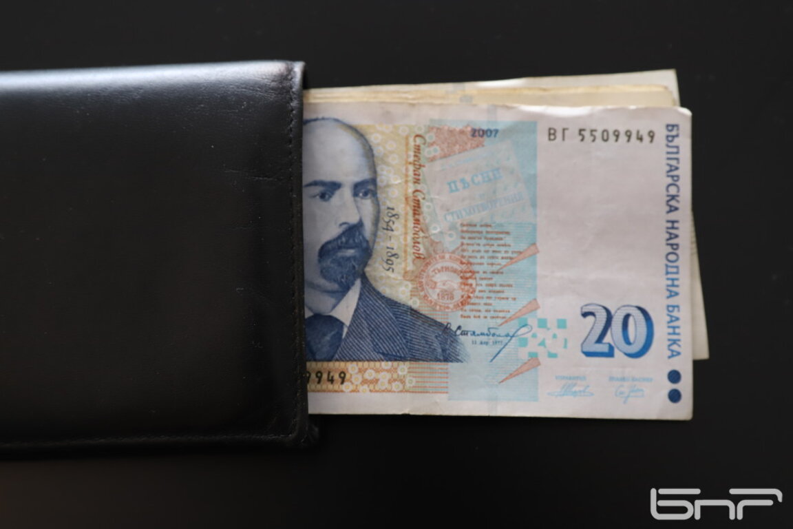 340,000 pensioners will receive a Christmas bonus of EUR 50