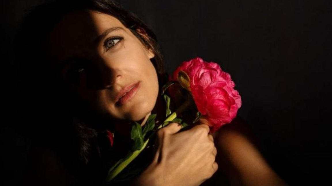 Vlada Tomova - a Bulgarian musician with a mission across the Ocean