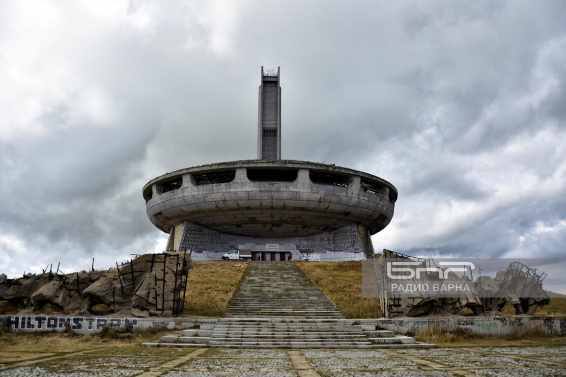 Τριήμερο φεστιβάλ Open Buzludzha 2023 στο Στάρα Πλανινά