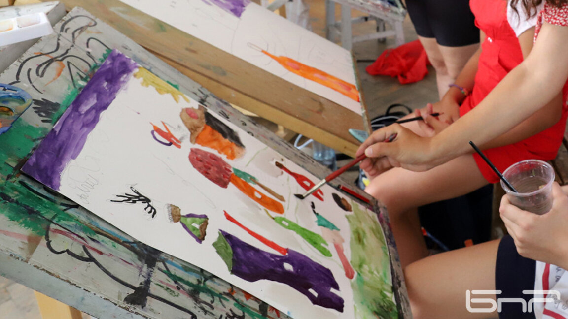 Деца срещу агресията