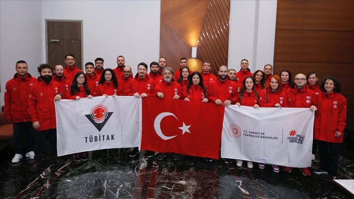 Türkiye Ulusal Antarktika Bilim Seferi ekibinde Bulgar araştırmacı var