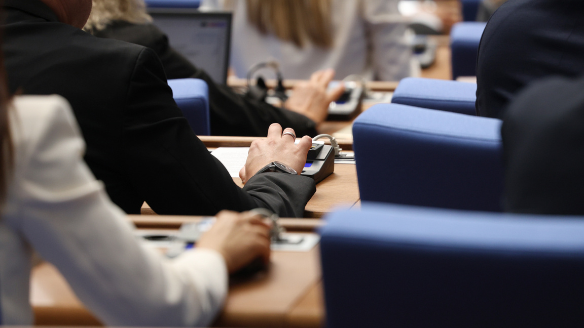 Queda suprimido el límite del número de colegios electorales fuera de la UE