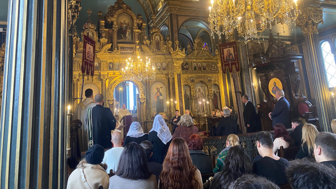 Българи в Истанбул присъстваха на богослужение в Желязната църква "Свети Стефан"