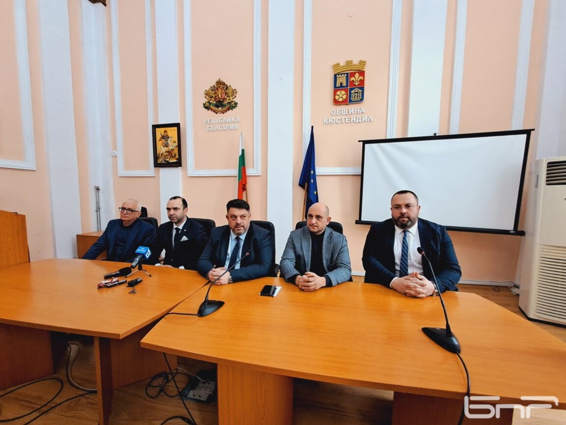 Темата за влизането на България в еврозоната е дискусионна