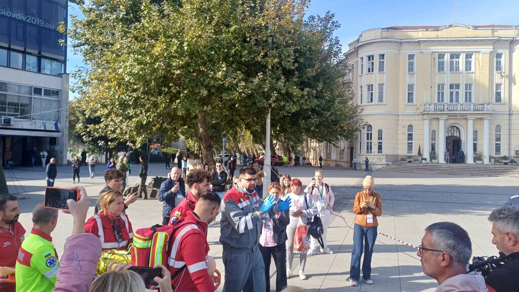 Демонстрация на спасяване при бедствия, аварии и катастрофи в Пловдив
