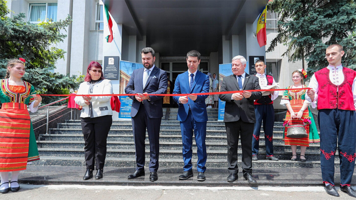 Ministrul de externe Gheorghiev inaugurează filiala Universității din Ruse în Taraclia