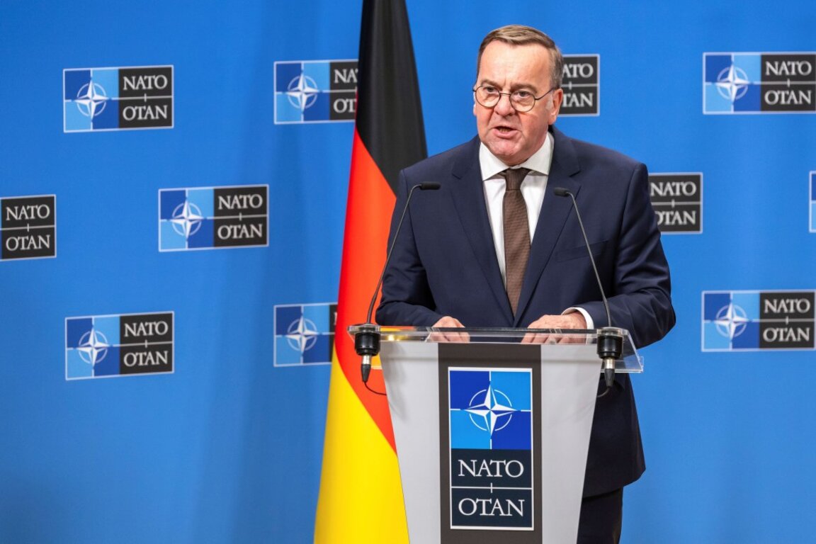 Германският министър на отбраната Борис Писториус