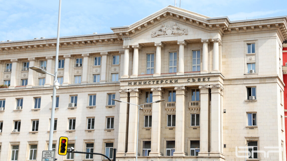 "Форум", 26.11.24: Възможно ли е правителство с равноотдалечен премиер?