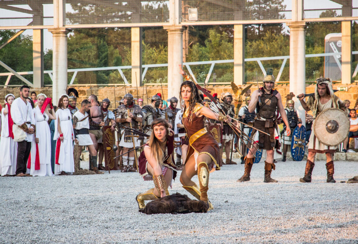 Tabere romane și jocuri de gladiatori la Festivalul Patrimoniului Antic "Vultur pe Dunăre"