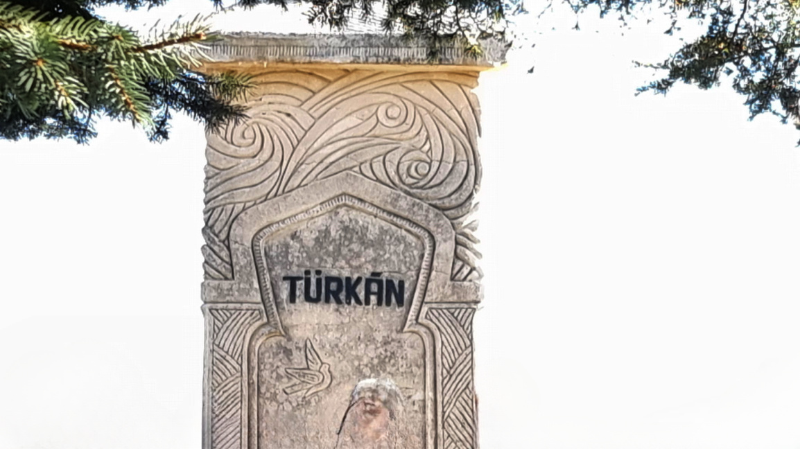 Mogilane köyünde öldürülen Türkan bebeğin anısına dikilen anıt