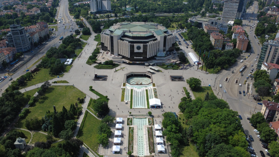 Пролетният панаир на книгата бе открит в София