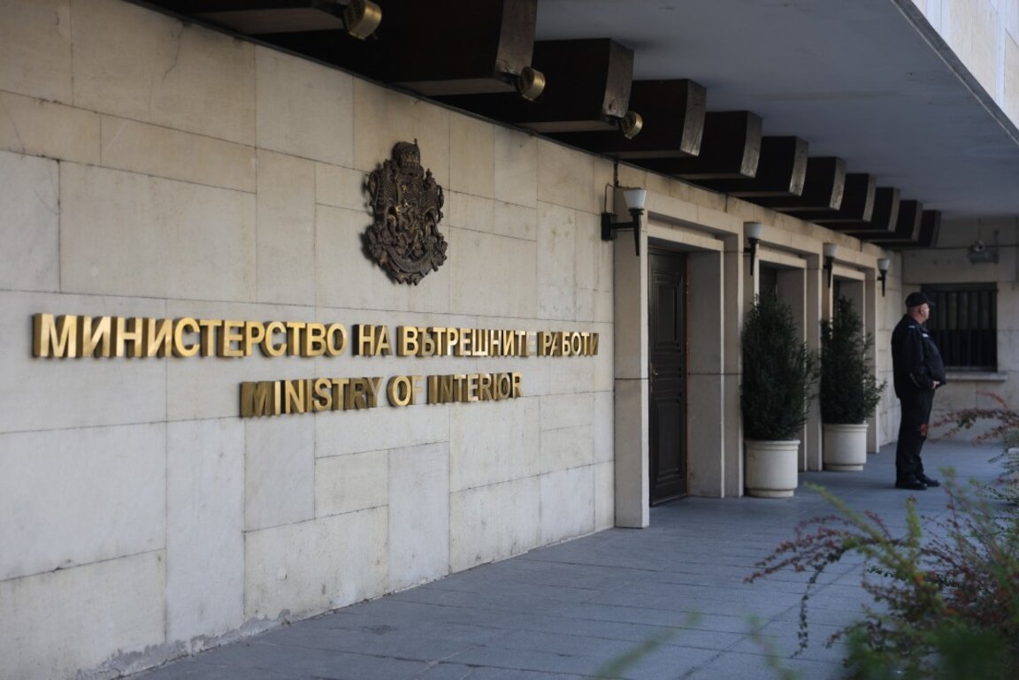 МВР: Един загинал и 33 пострадали при катастрофи през изминалото денонощие в страната