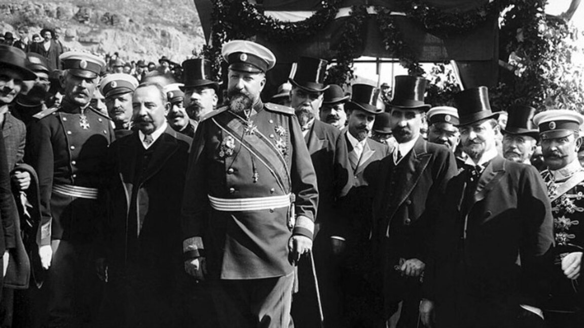 76 години по-късно: Пренасят тленните останки на цар Фердинанд в България