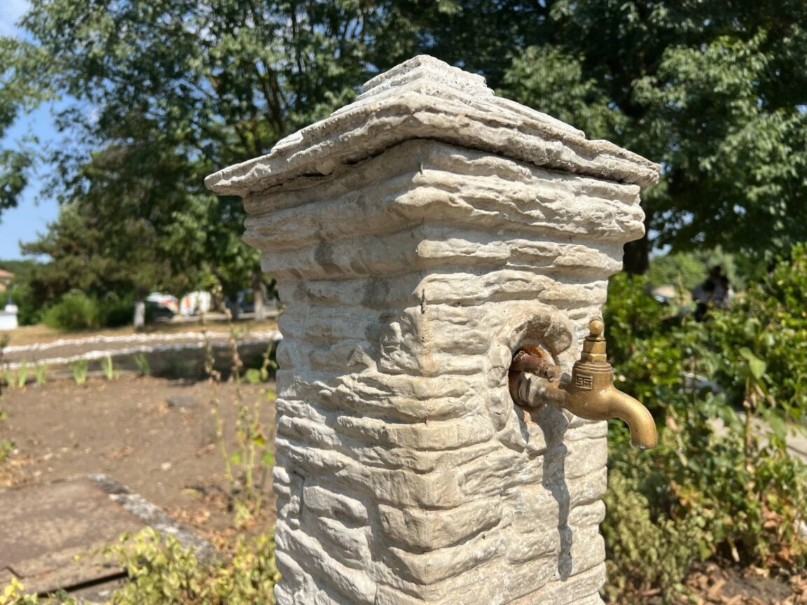 От днес се забранява ползването на питейна вода за напояване в община Сливен