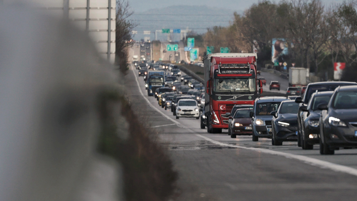 Le trafic routier s'annonce chargé à la veille des fêtes