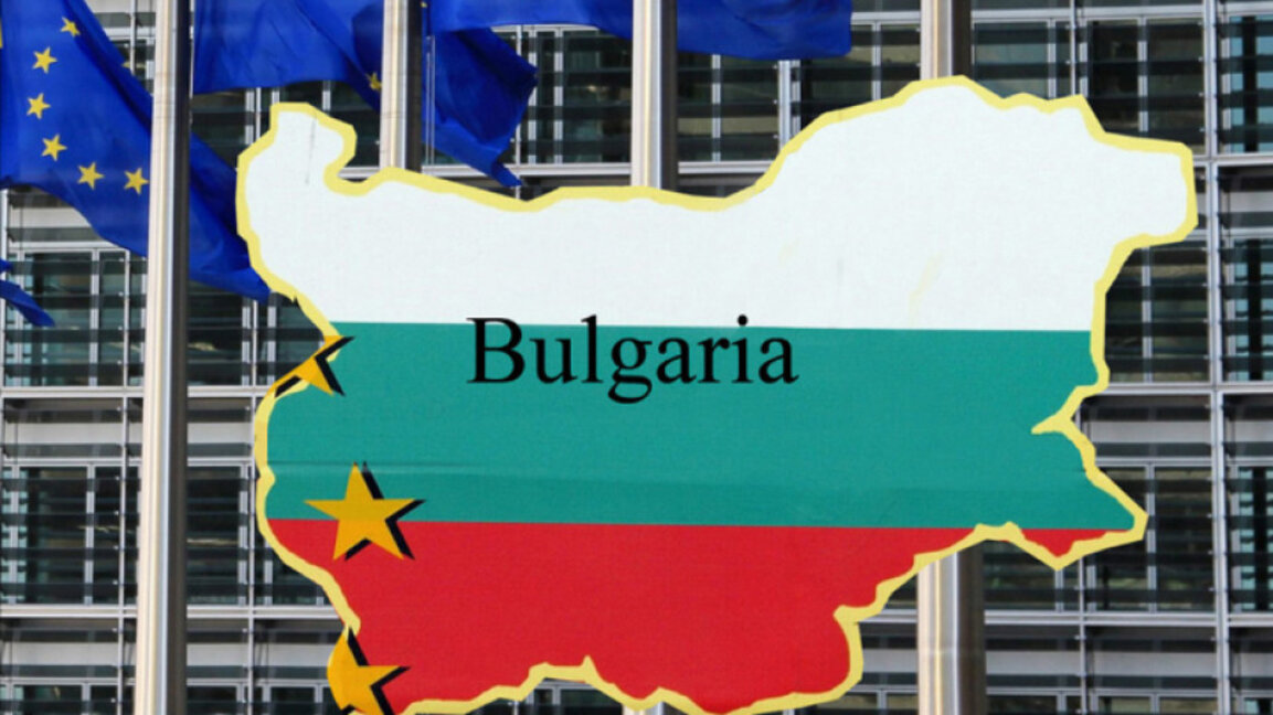 O expoziție internațională la Sofia îi îndeamnă pe bulgari să voteze