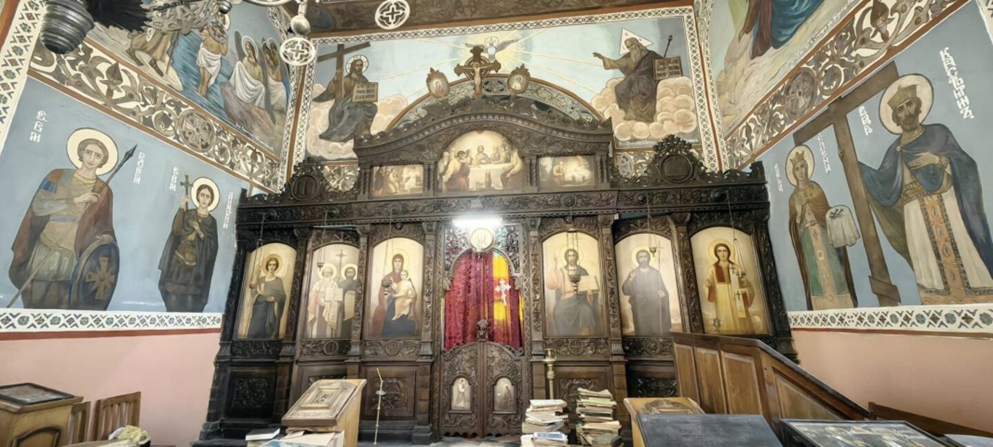 Обновен храм отвори врати