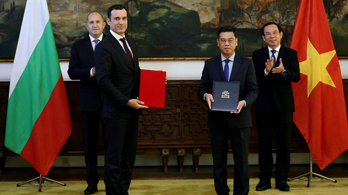 Васил Терзиев и Нгуен Ван Зунг