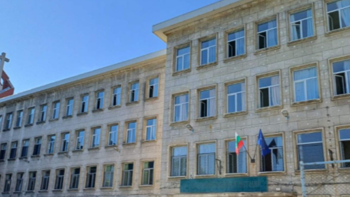 Ремонтите на училища и детски градини във Варна напредват