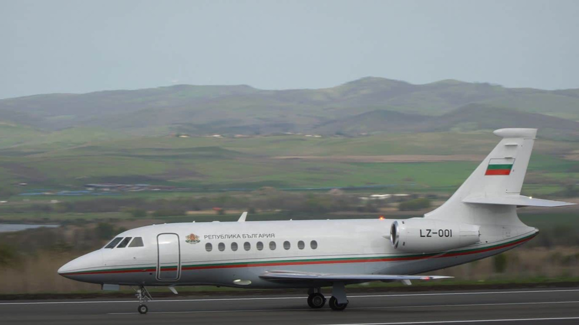 Полетите на затвореното заради ремонт летище в Бургас били тестови 