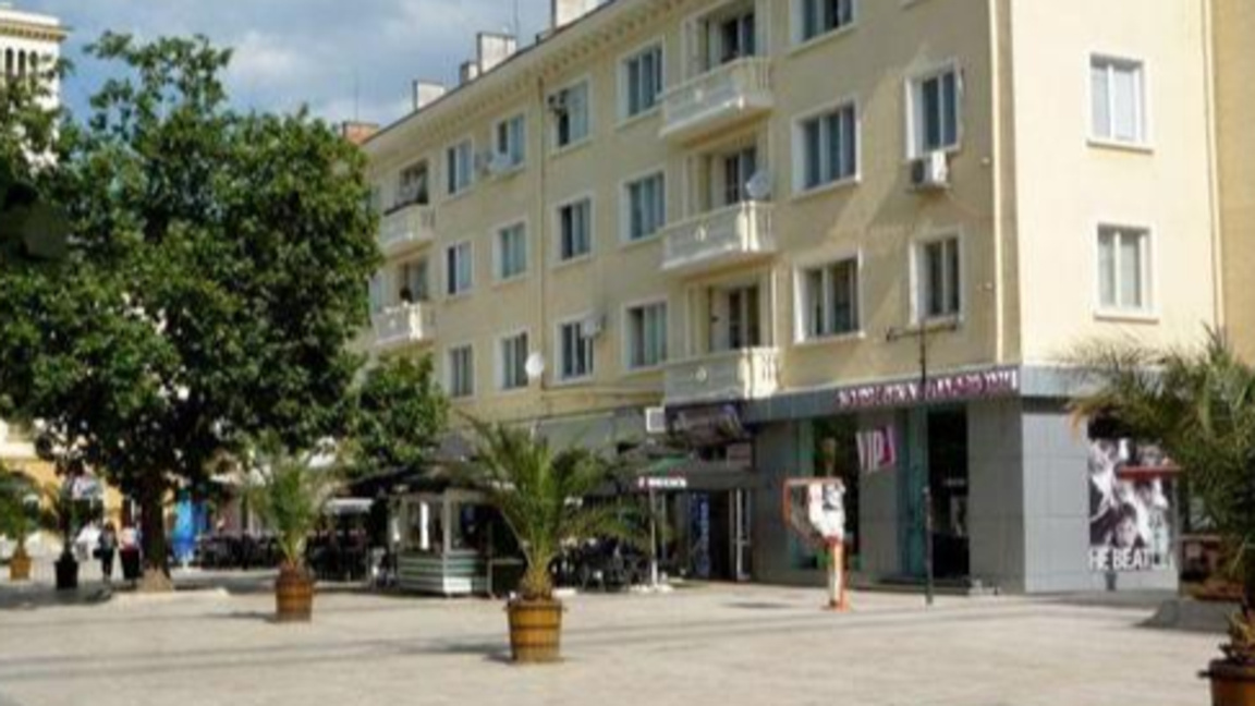 В Сливенско честват 3 март с тържествени церемонии