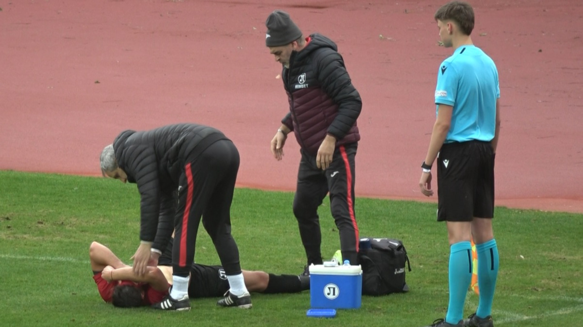 Енцо Еспиноса ще се подложи на операция