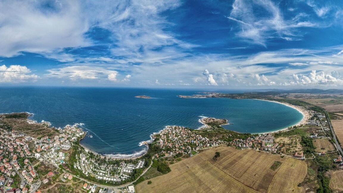 New book unveils мillennia-оld мysteries of the Sozopol Bay