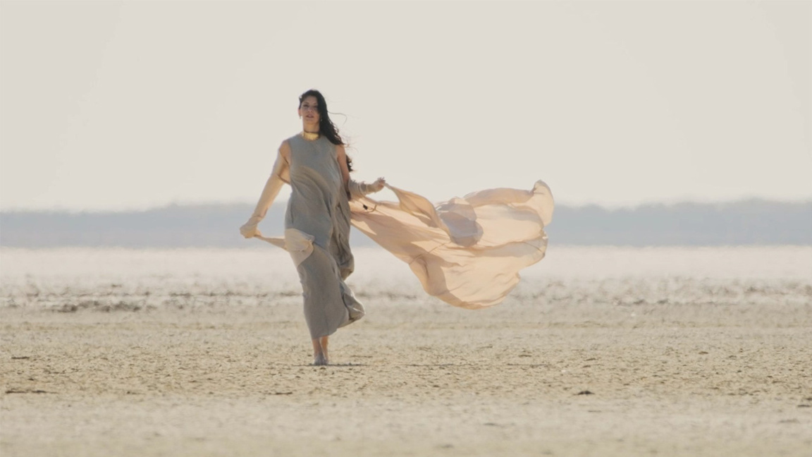 Песня «Лавина» и призыв уделять больше времени близким сердцу людям