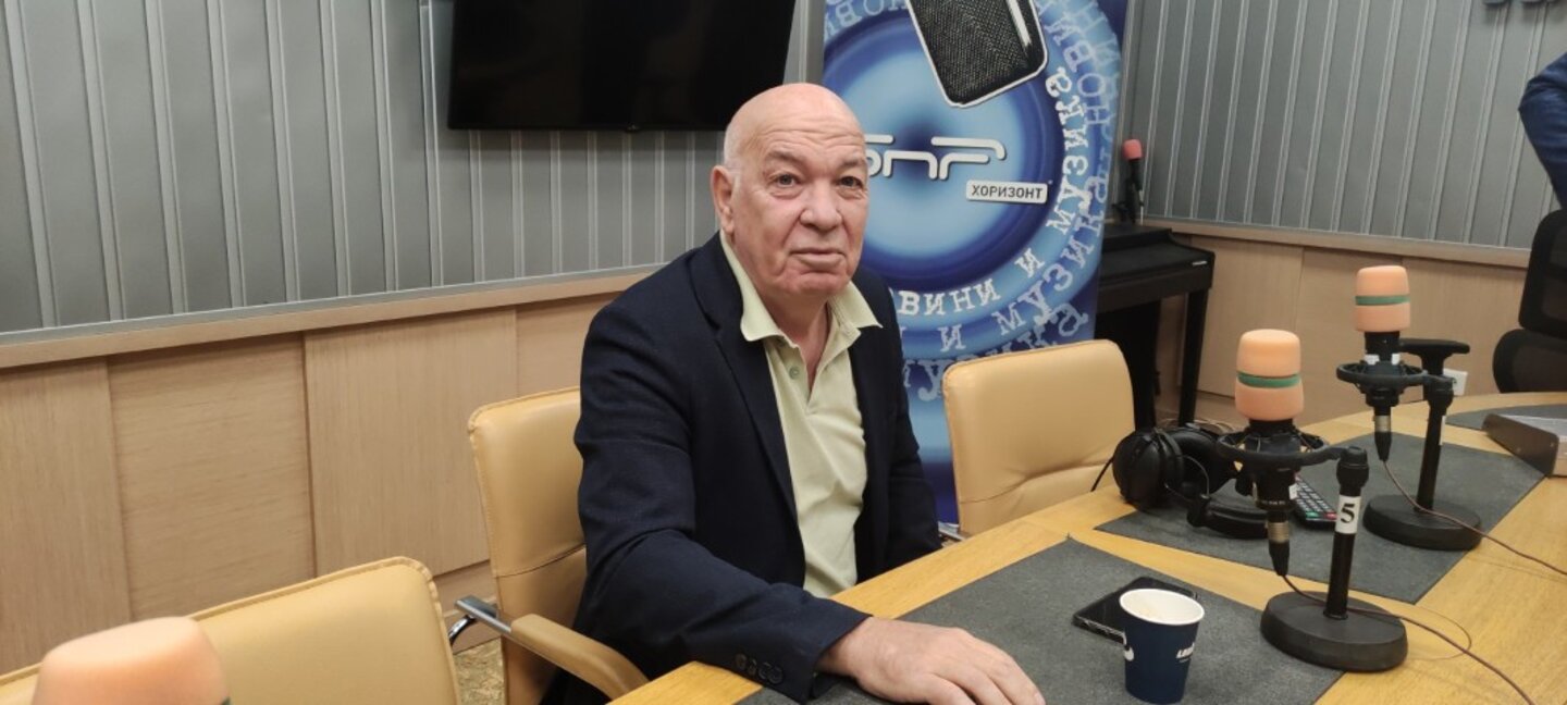 Йово Николов, журналист от "Капитал"