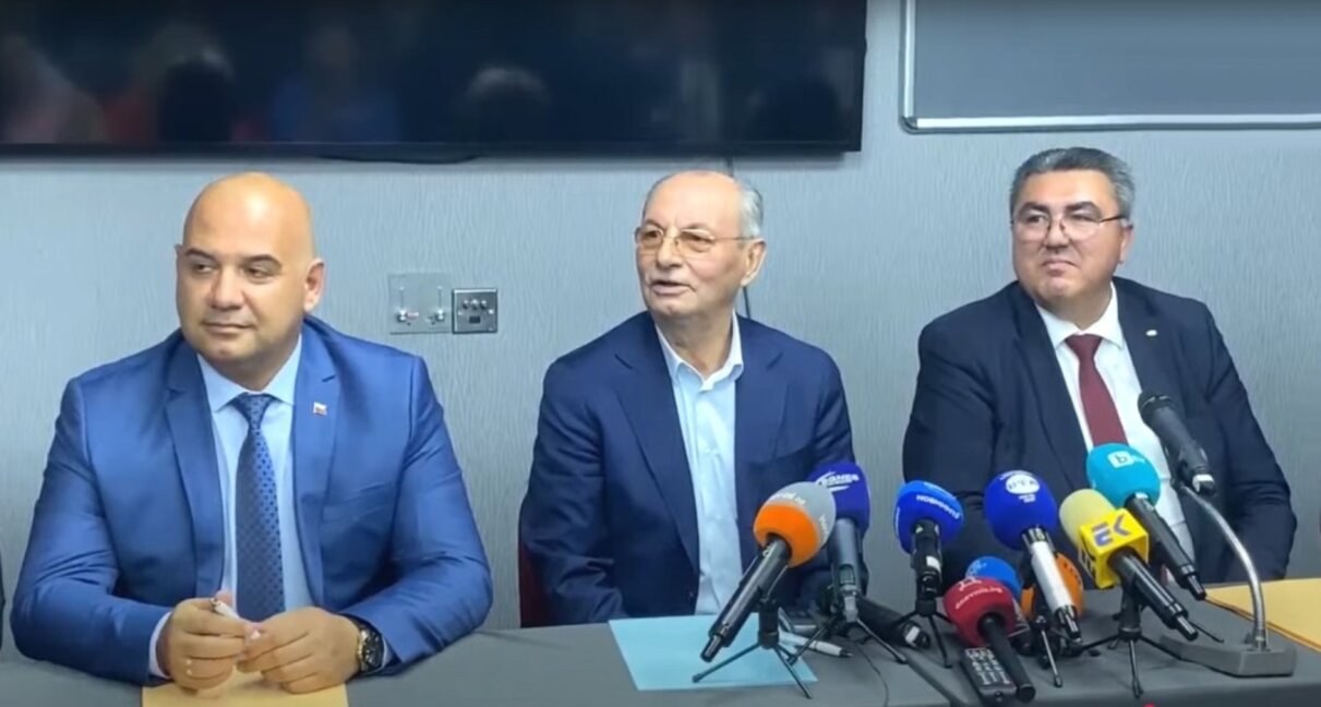 Ахмед Доган: Жив и здрав съм, не съм прекарал инсулт /звук, обновена/
