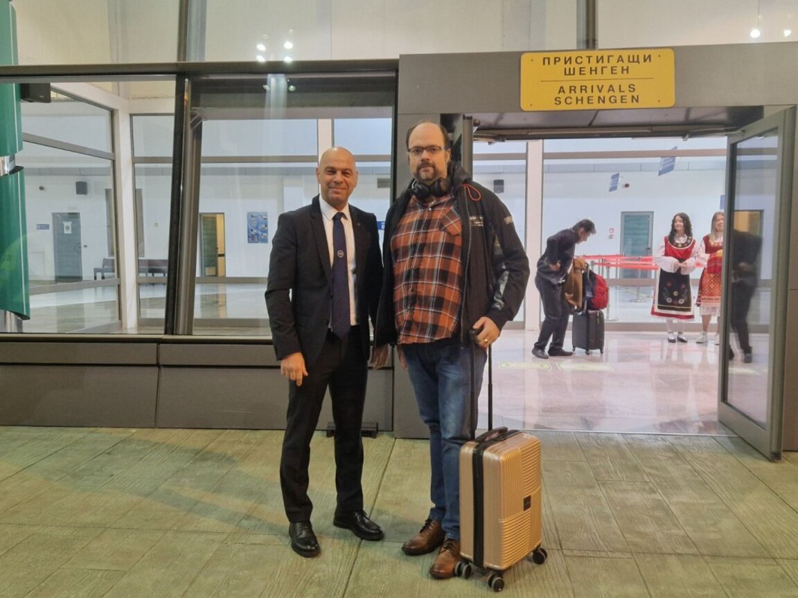 Кацна първият полет по новооткритата линия Пловдив - Братислава