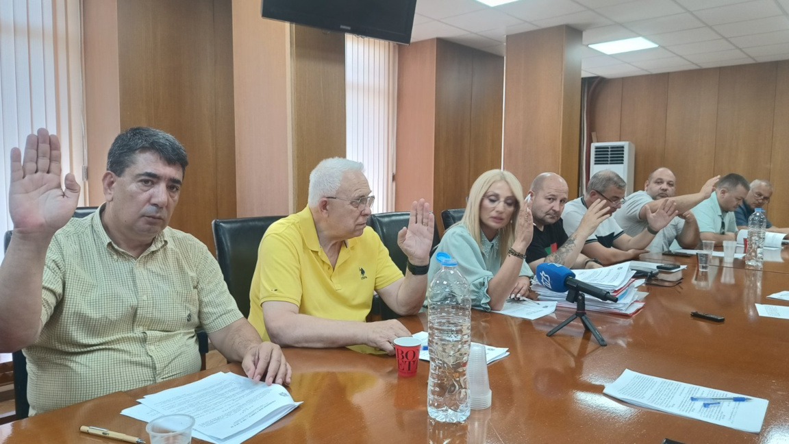 „Възраждане“ питат за завода за барут