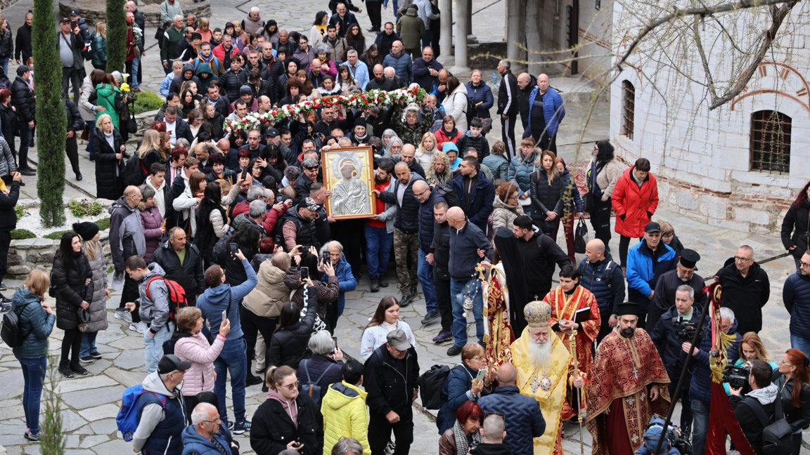 Procession with icon of the Holy Virgin has started from Bachkovo Monastery